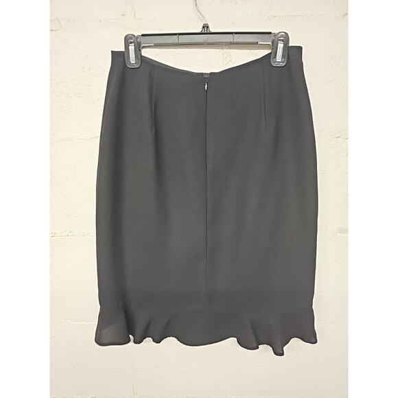 Maggy London Size 4 Black Skirt Ruffle Hem Y2K Career Knee Length Modest office - Picture 2 of 5